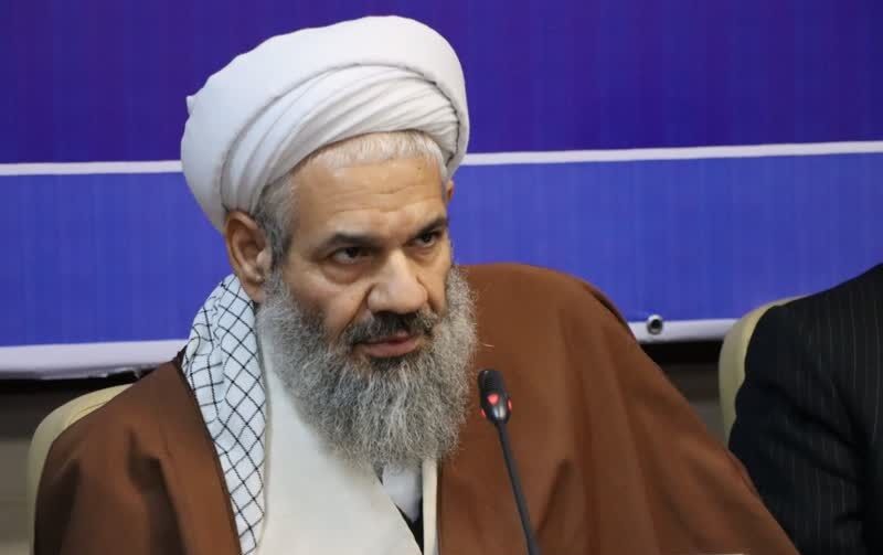 عضو خبرگان: حوزه های فرهنگی و اقتصادی تلاش جهادی می طلبد