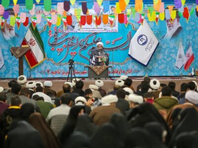 نقش محوری روحانیت در تبلیغ دین و صیانت از انقلاب اسلامی