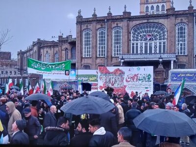 راهپیمایی یوم‌الله ۲۲ بهمن با حضور گسترده مردم تبریز آغاز شد