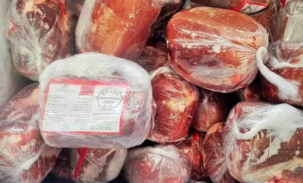 کشف چهار تن گوشت منجمد خارج از شبکه توزیع در تبریز