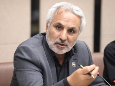 نماینده تبریز: دو هفته اختلال بانکی قابل قبول نیست؛ وزرای اقتصاد و بانک مرکزی پاسخگو باشند