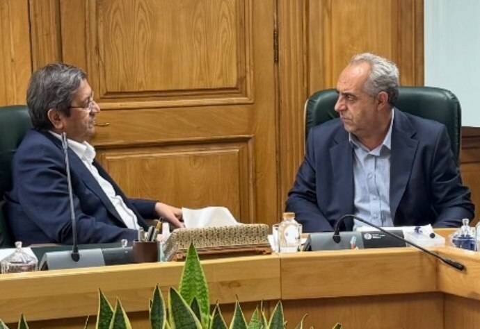 استاندار آذربایجان شرقی خواستار بازنگری در سیاستهای ارزی و بانکی به نفع استان شد