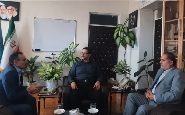 مشاور وزیر تعاون: پیگیری مطالبات مردم در اولویت دستگاههای تابعه باشد