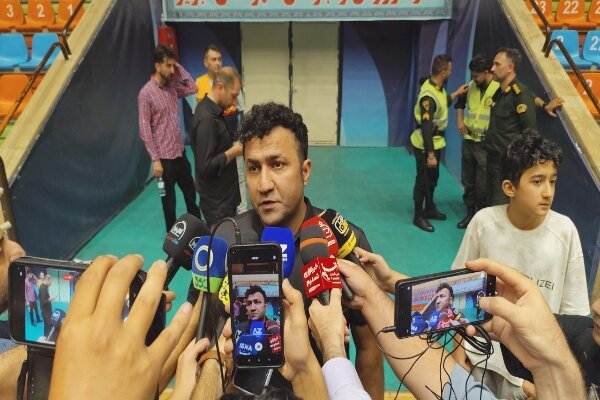 زارعی: با تکیه بر توان و تجربه بازیکنان پیروز میدان شدیم